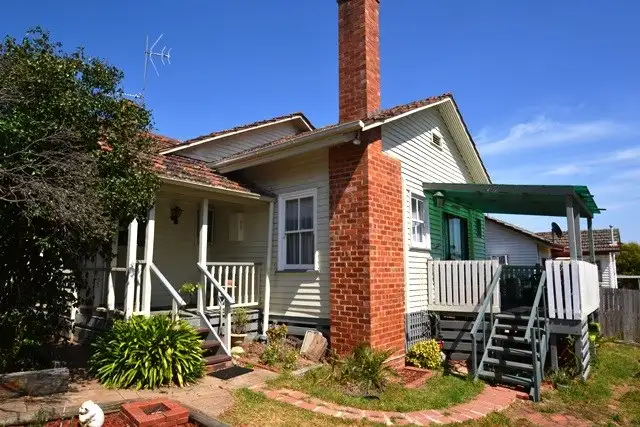 17 Delhi Street, Seymour VIC 3660
