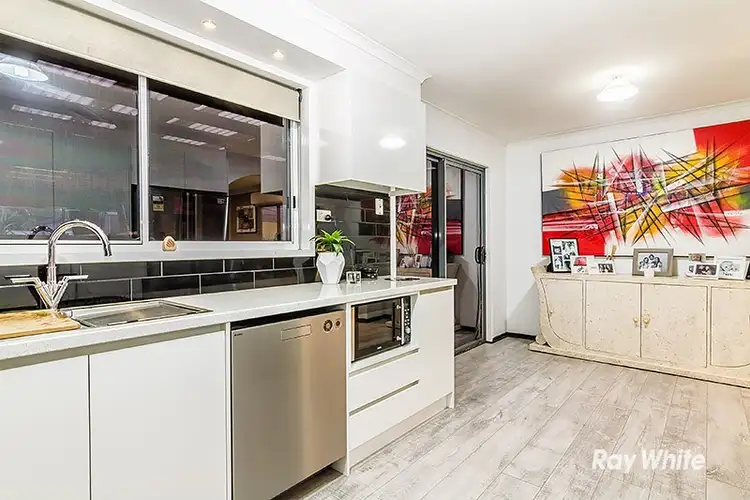 Sixth view of Homely house listing, 18 Macquarie Court, Cranbourne North VIC 3977