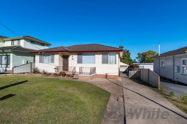 Second view of Homely house listing, 22 Conmurra Circuit, Shortland NSW 2307