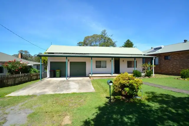 31 Lord Street, Dungog NSW 2420
