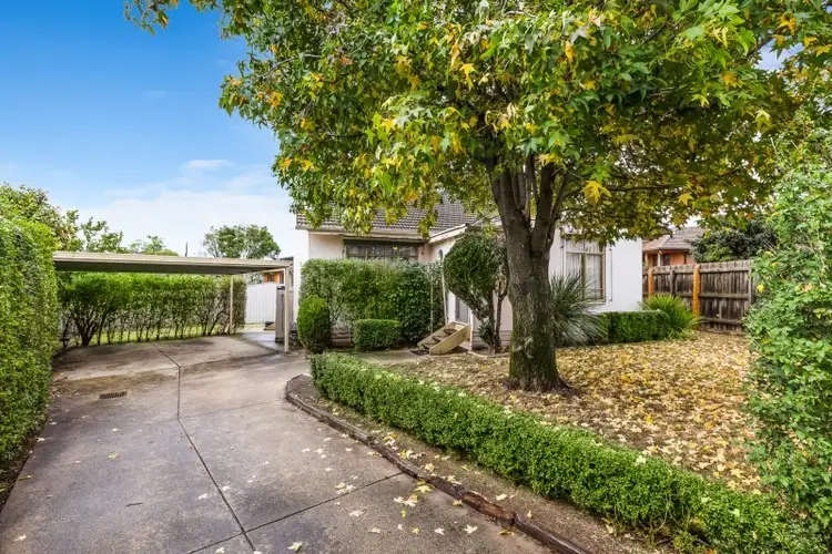 1/4 Inga Court, Chadstone VIC 3148