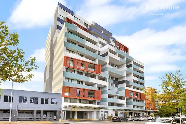 810/6-10 Charles Street, Parramatta NSW 2150