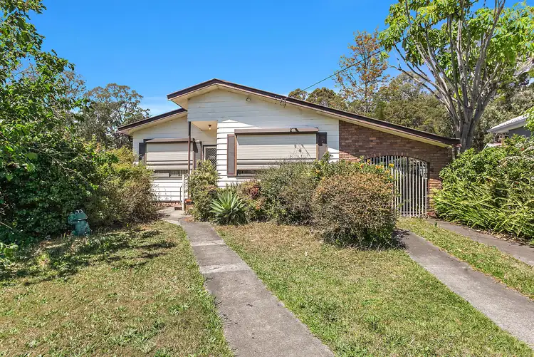 84 Lake Entrance Road, Oak Flats NSW 2529