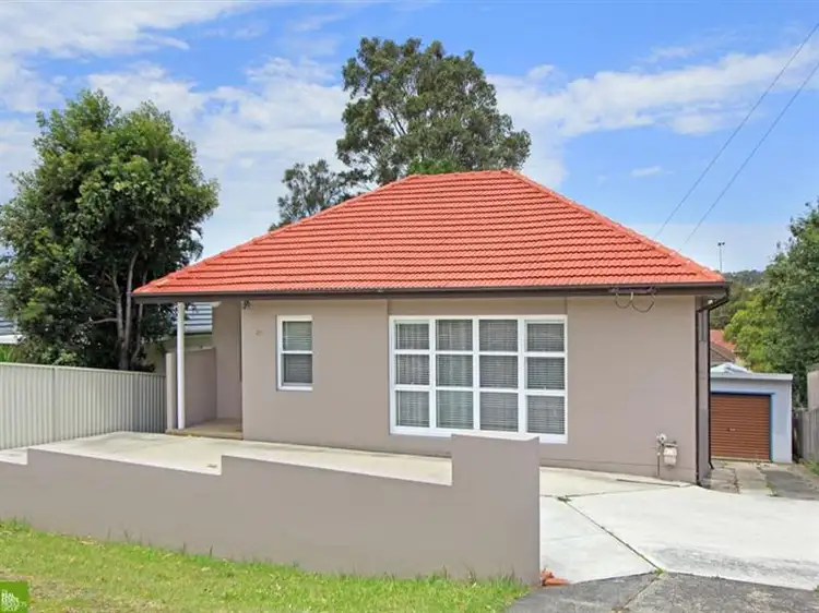 46 London Drive, West Wollongong NSW 2500