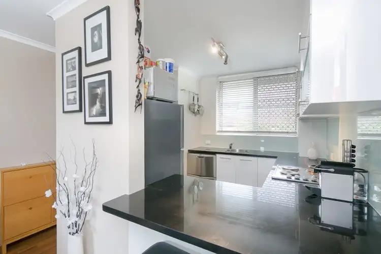 Third view of Homely apartment listing, 5/35 York Street, Coorparoo QLD 4151