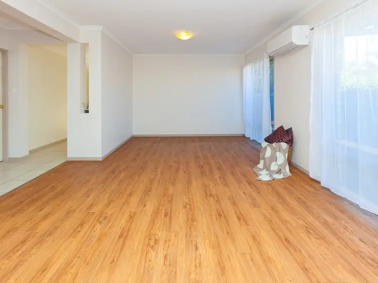 Sixth view of Homely house listing, 10 Karnak Court, Camira QLD 4300