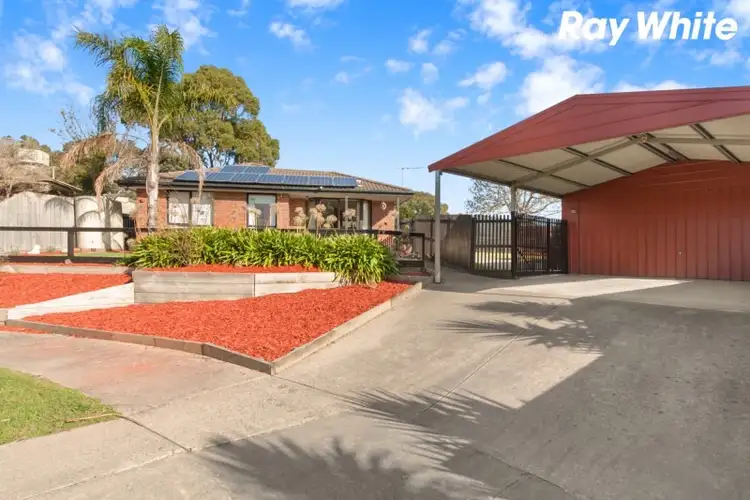 5 Dobson Court, Pakenham VIC 3810