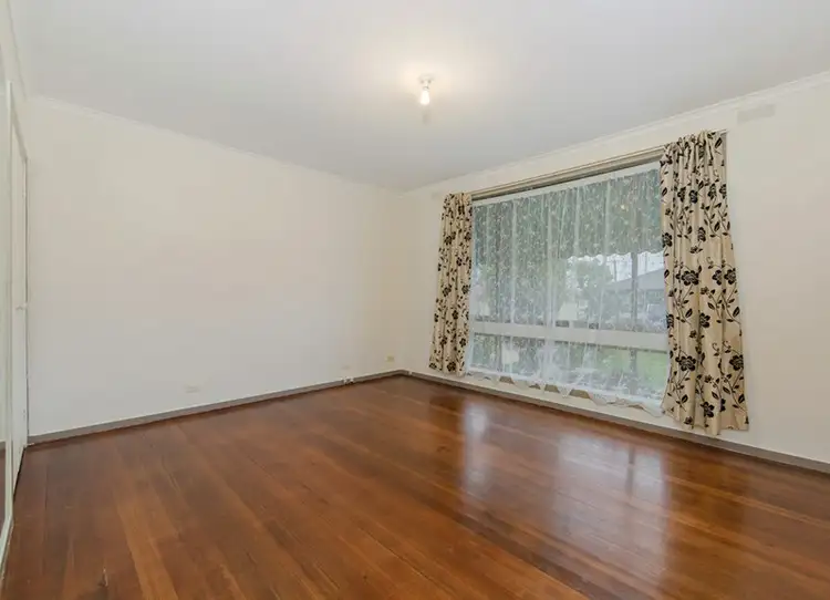 Sixth view of Homely house listing, 4 Redditch Crescent, Deer Park VIC 3023