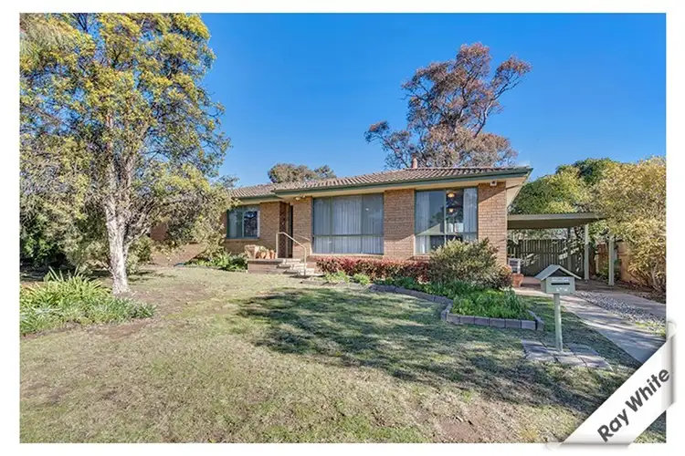 4 Landale Place, Charnwood ACT 2615