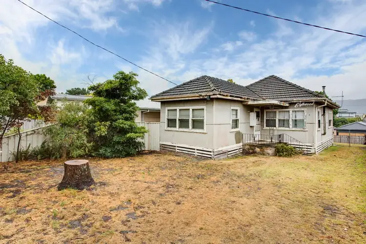 85 Ninth Avenue, Rosebud VIC 3939