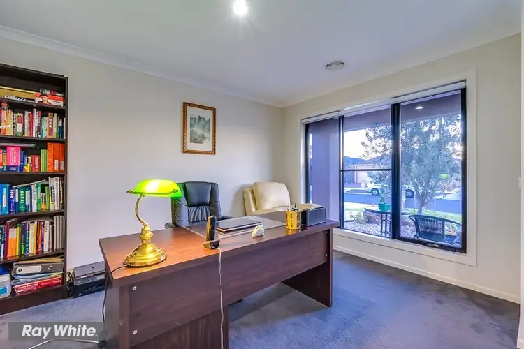 Second view of Homely house listing, 3 Samantha Court, Tarneit VIC 3029