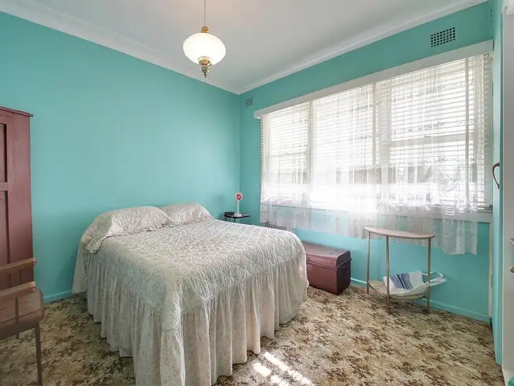 Sixth view of Homely house listing, 70 Kinghorne Street, Goulburn NSW 2580