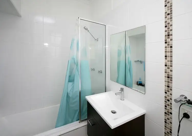 Fourth view of Homely house listing, 4 Fernleigh Road, Mount Austin NSW 2650