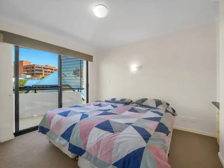 Seventh view of Homely apartment listing, 4/474 Upper Edward Street, Spring Hill QLD 4000