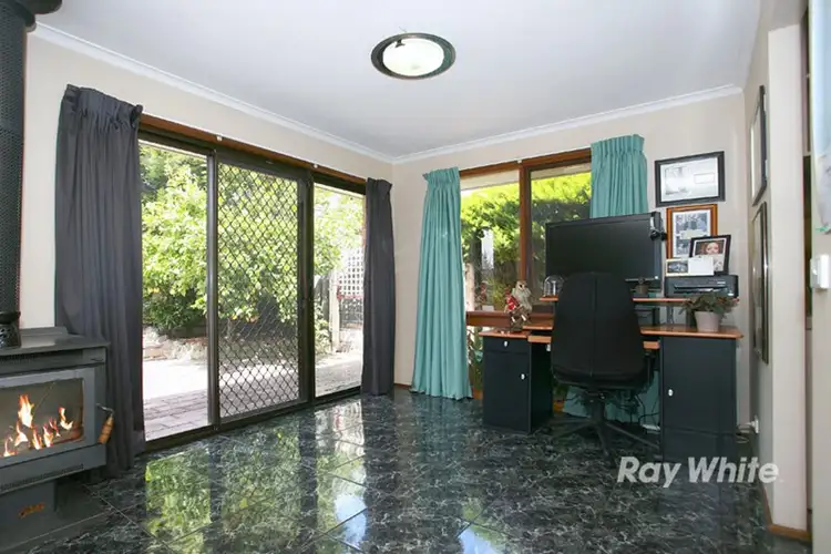 Seventh view of Homely house listing, 4 Maureen Close, Cranbourne West VIC 3977