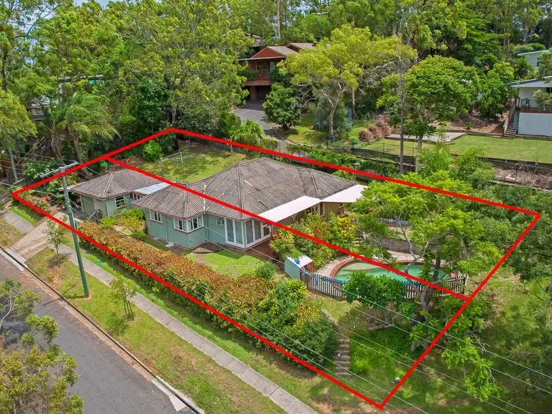 Main view of Homely other listing, 33 Hockings Street, Holland Park West QLD 4121