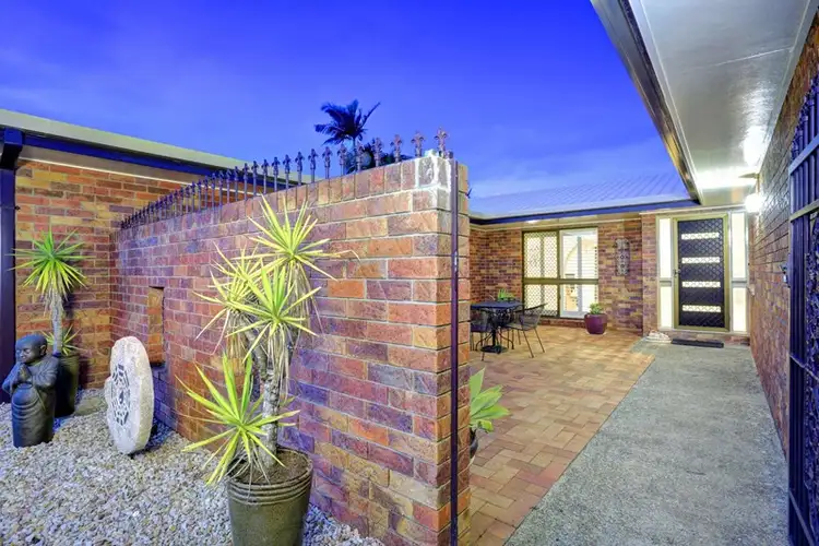 Second view of Homely house listing, 8 Kevins Place, Thabeban QLD 4670