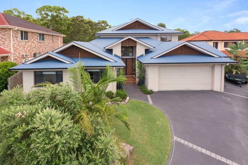 27 Allamanda Place, Chermside West QLD 4032