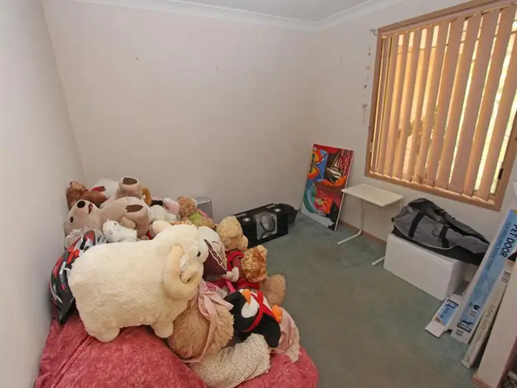 Third view of Homely house listing, 10 Merideth Place, Green Point NSW 2251