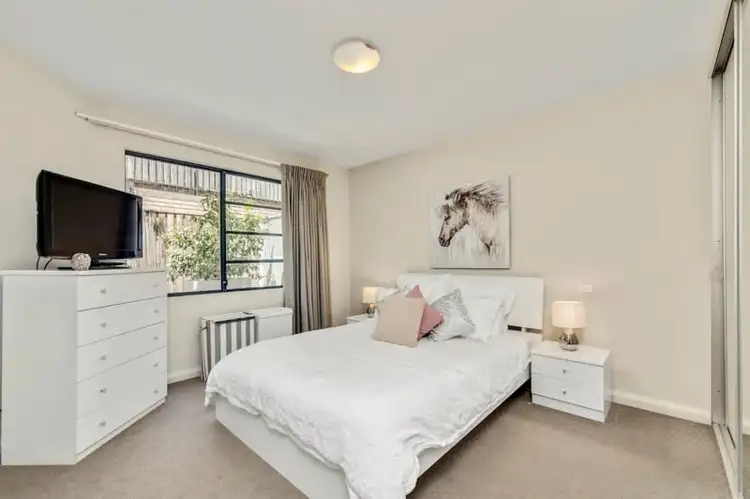 Sixth view of Homely apartment listing, 9/2 Cunningham Street, Griffith ACT 2603