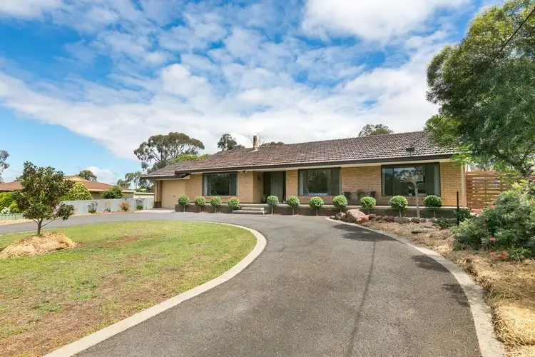 10 Averys Road, Eaglehawk VIC 3556