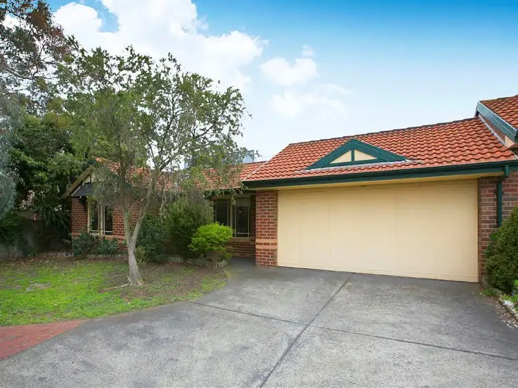 25 Tintern Mews, Cheltenham VIC 3192