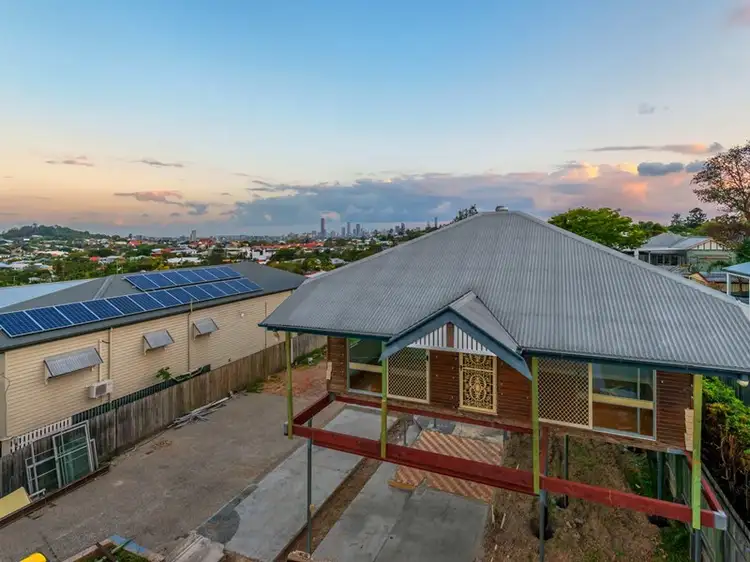 28 Newton Street, Grange QLD 4051