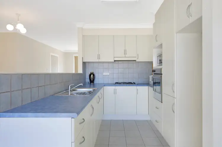 Fourth view of Homely villa listing, 2/8 Montague Street, Fairy Meadow NSW 2519