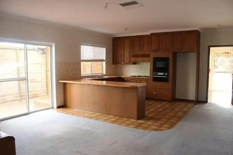 Fifth view of Homely house listing, 10 Skidmore Street, Temora NSW 2666