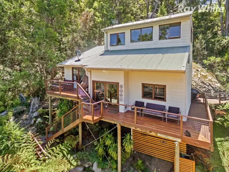 Main view of Homely house listing, 21 Treeview Place, Saratoga NSW 2251