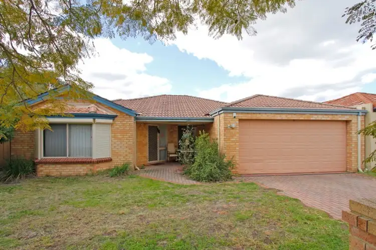 1 Lintonmarc Drive, Redcliffe WA 6104