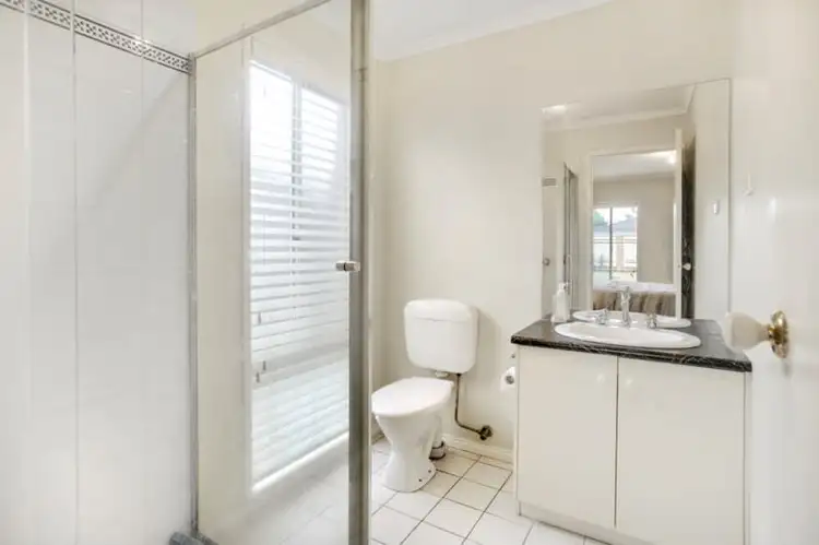 Sixth view of Homely house listing, 5 Delatite Way, Skye VIC 3977