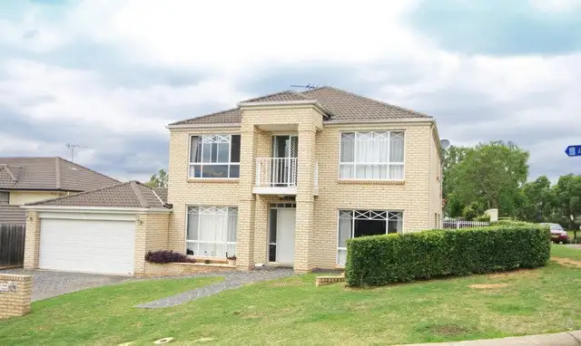 2 James Meehan Way, Macquarie Links NSW 2565
