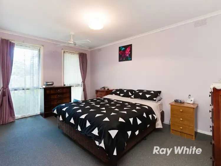 Seventh view of Homely house listing, 5 Oxley Court, Cranbourne North VIC 3977
