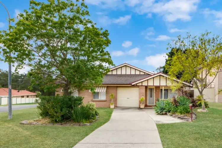 3 Melba Place, St Helens Park NSW 2560