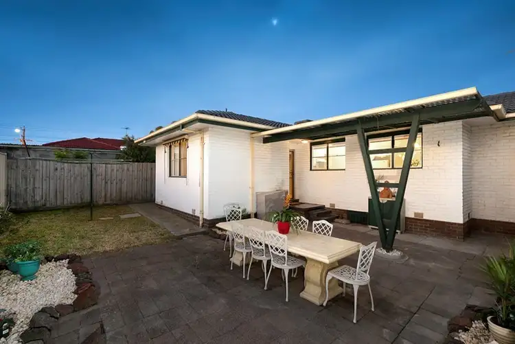 Sixth view of Homely house listing, 5 Mayfair Court, Keysborough VIC 3173
