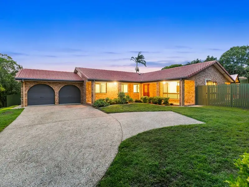 Main view of Homely house listing, 112 Cadogan Street, Carindale QLD 4152