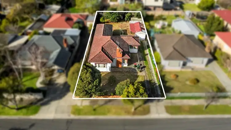 Second view of Homely house listing, 10 Leumear Street, Oakleigh East VIC 3166