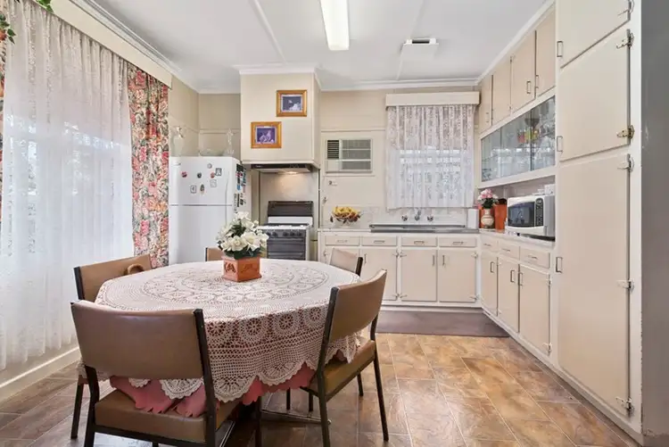 Sixth view of Homely house listing, 2 Ibis Court, Norlane VIC 3214