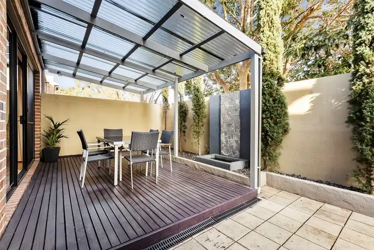 Second view of Homely townhouse listing, 2/162 Kangaroo Road, Hughesdale VIC 3166
