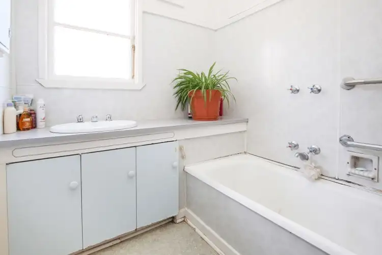 Third view of Homely house listing, 10 Hunter Street, Mildura VIC 3500