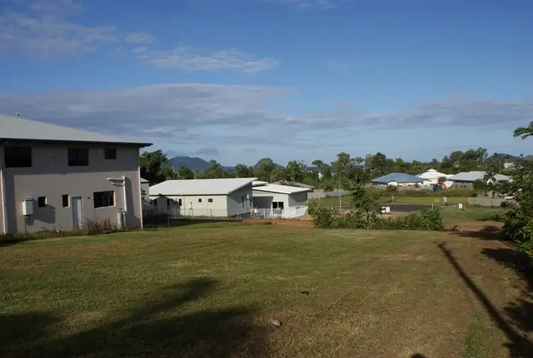 16 Admiralty Street, South Mission QLD 4852