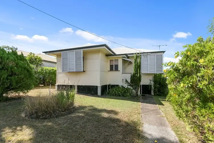 408 Oxley Road, Sherwood QLD 4075