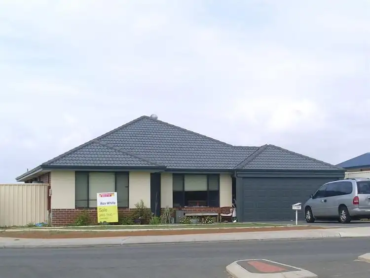 122 Moloney Street, Utakarra WA 6530