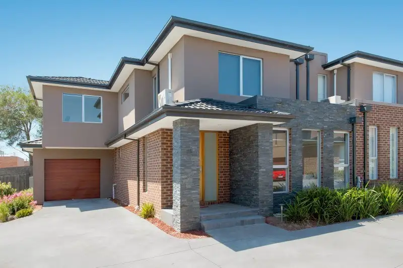 Main view of Homely townhouse listing, 4/231 Dorking Road, Box Hill North VIC 3129