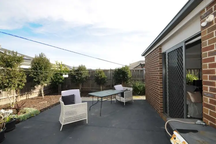 Sixth view of Homely house listing, 14 Copernicus Circuit, Cranbourne West VIC 3977