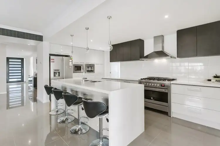 3 Dundass Grove, Botanic Ridge VIC 3977