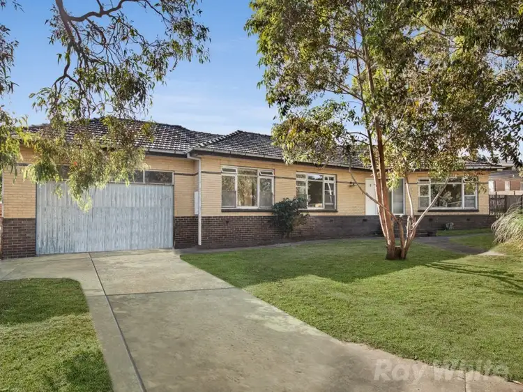 2 Merton Close, Mount Waverley VIC 3149