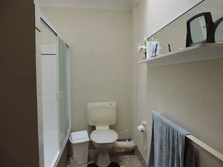 Seventh view of Homely unit listing, 3/18 Lather Street, Southport QLD 4215