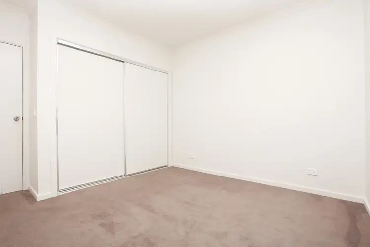 Sixth view of Homely house listing, 4 Harry Court, Truganina VIC 3029